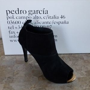 Authentic Pedro Garcia  Gold Tip Booties